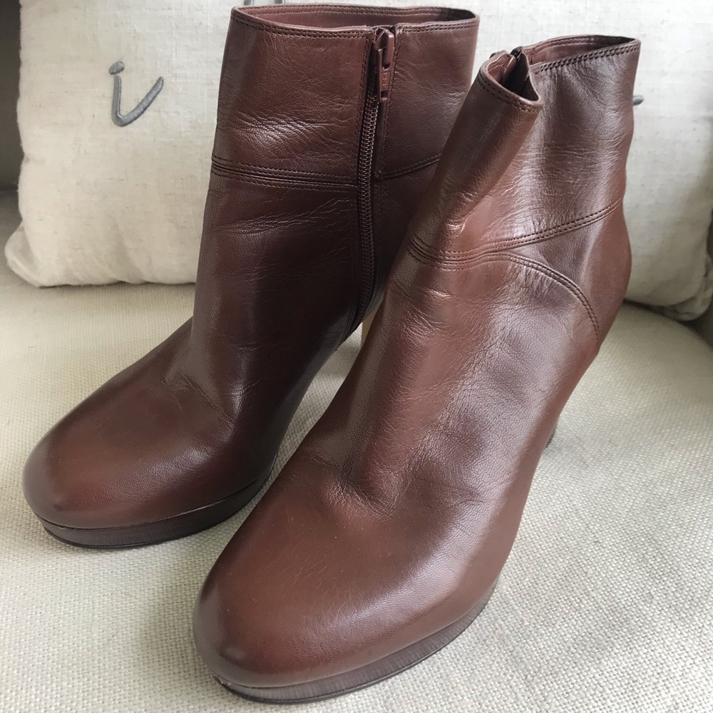 Nine West Brown Booties Size 8M